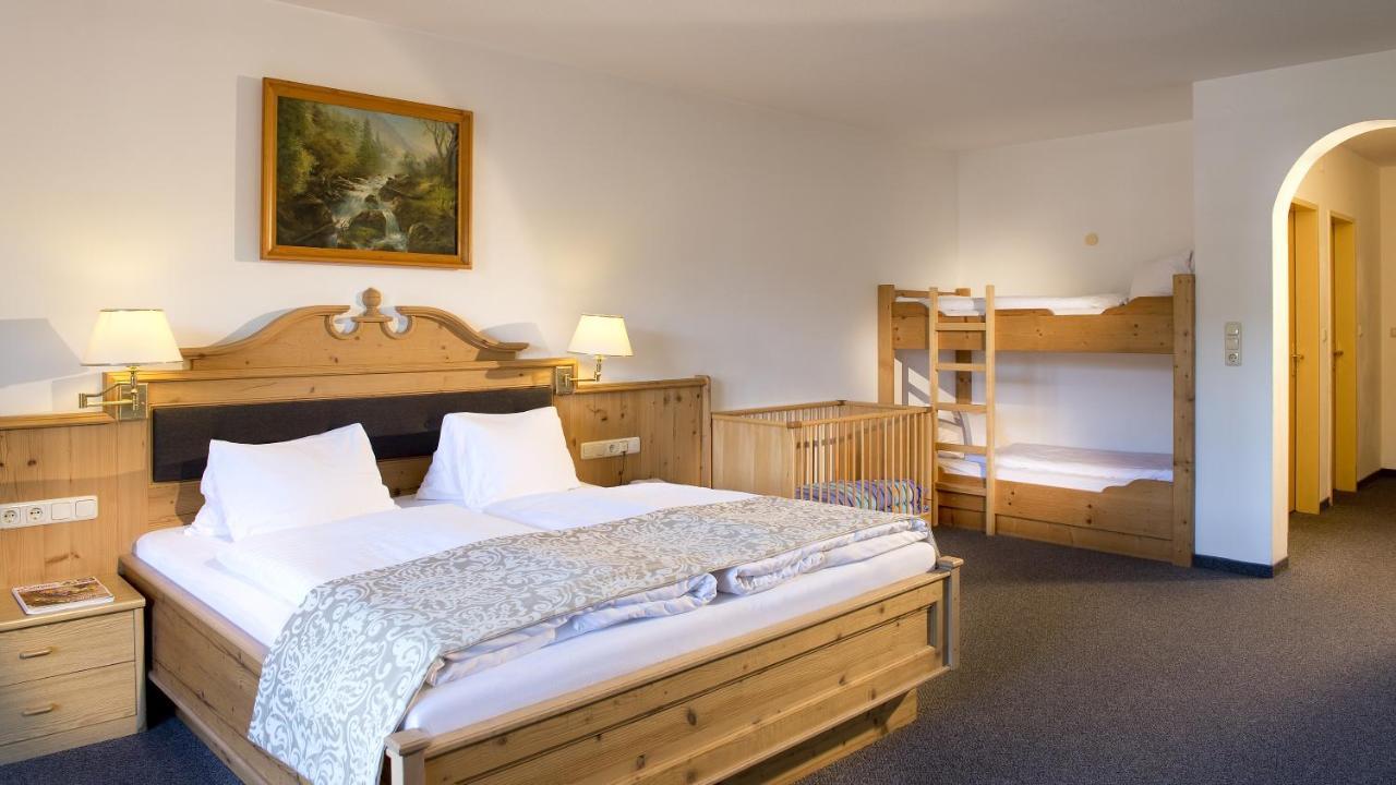 Hotel Wiesenegg Aurach bei Kitzbuehel Ngoại thất bức ảnh
