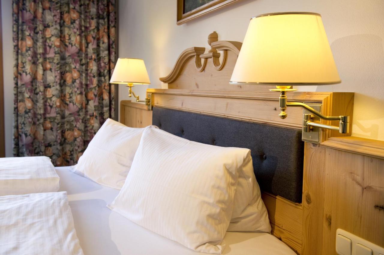 Hotel Wiesenegg Aurach bei Kitzbuehel Phòng bức ảnh